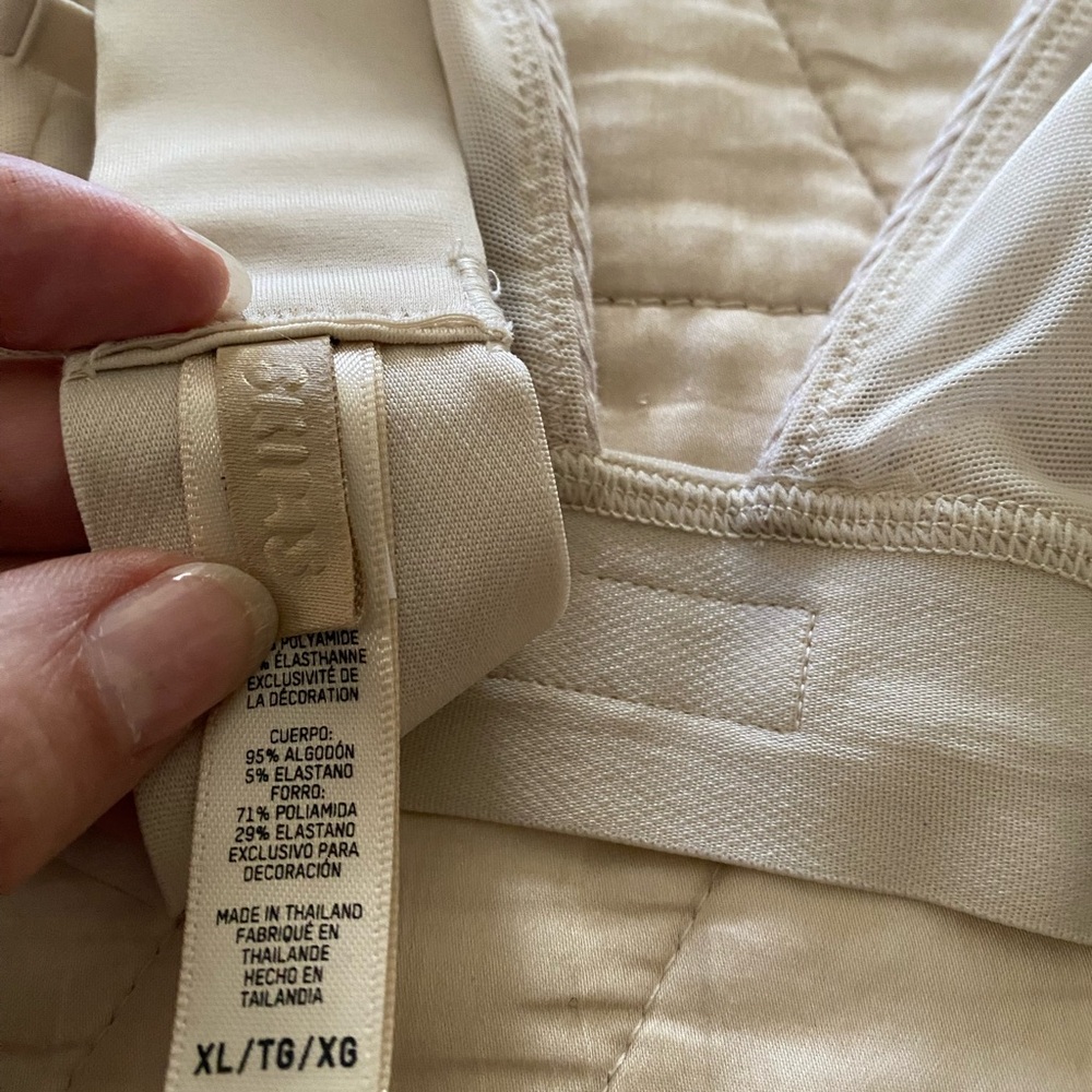 SKIMS Oatmeal Color Ribbed Bralettes - Picture 4 of 14